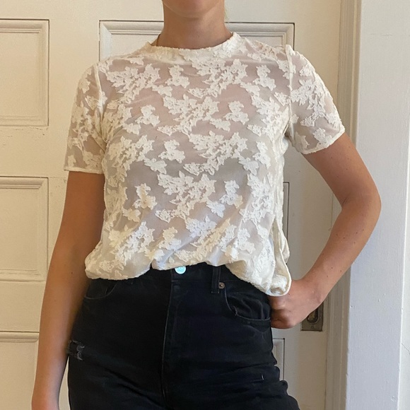 Wilfred Flower T-Shirt - Picture 1 of 3